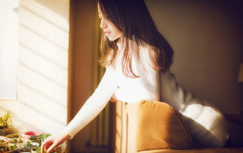 勤奋是一条神奇的线，用它可以串起无数知识的珍珠。——佚名